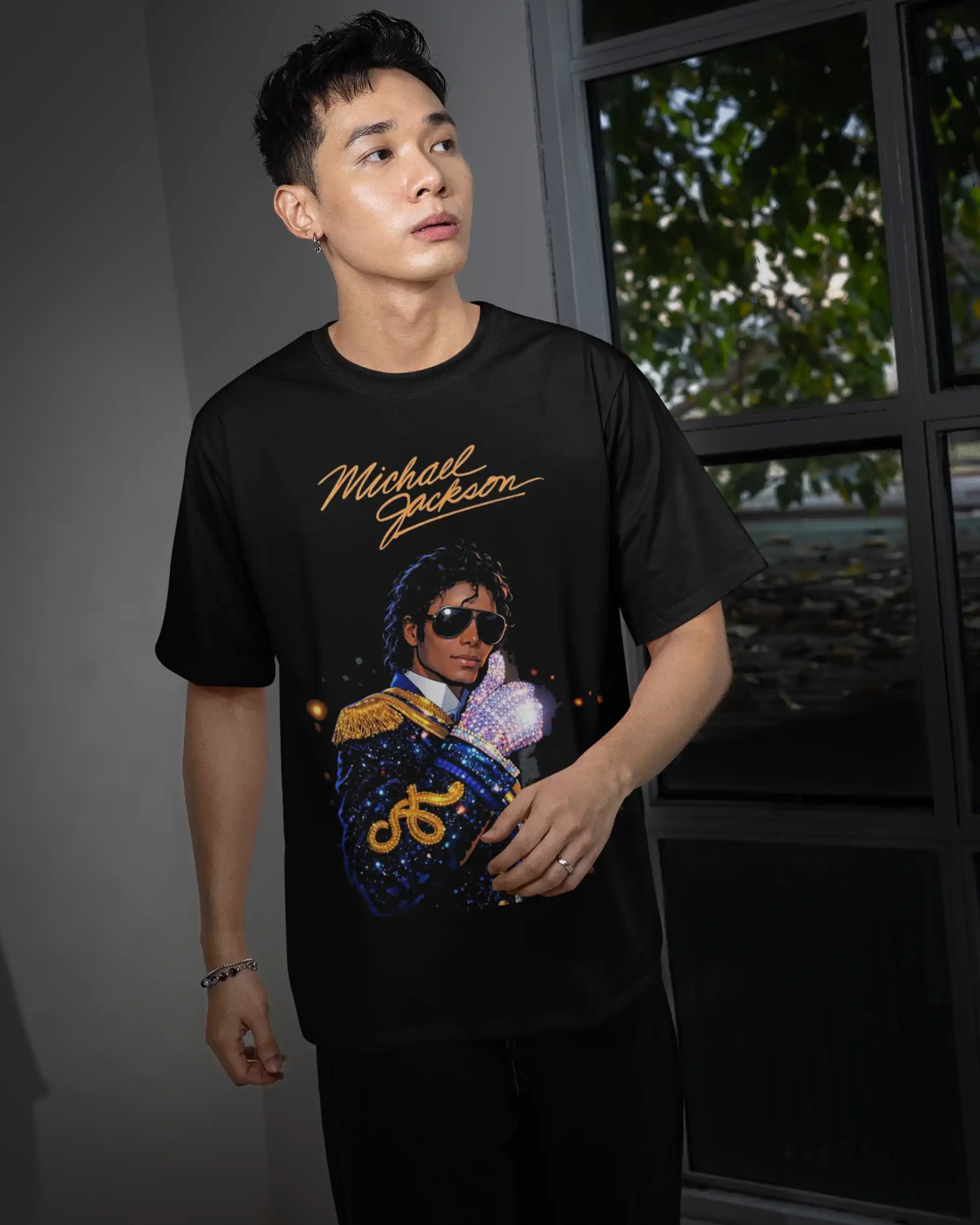 キャラメル Michael Jackson グラフィックTシャツ Mサイズ Michael Jackson Signature Portrait Graphic T-Shirt | 180 GSM