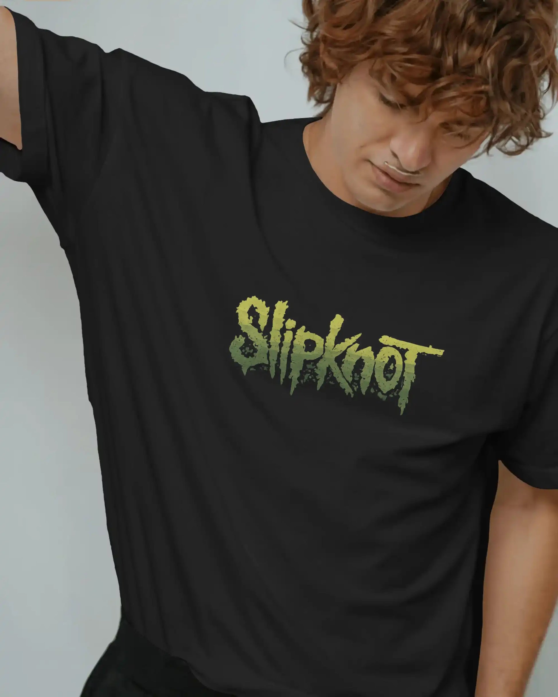 Slipknot graphic plus size tshirt in black oversized fit – AWBlack 240 GSM